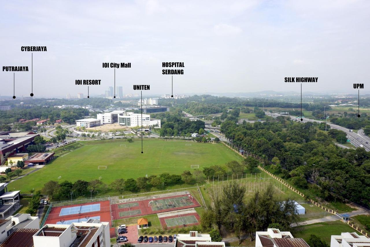 Azfa Suite13 At De Centrum Putrajaya-Bangi Kajang Exterior photo